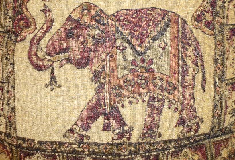 مبيت وإفطار The Retreat At Froog Moore Park