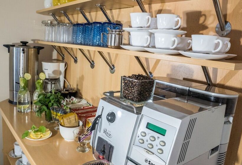 هتل Penzion Jasmín