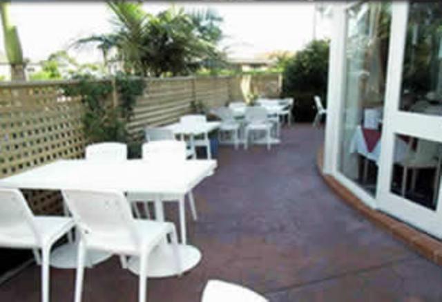 فندق على الطريق Lake Haven Motor Inn