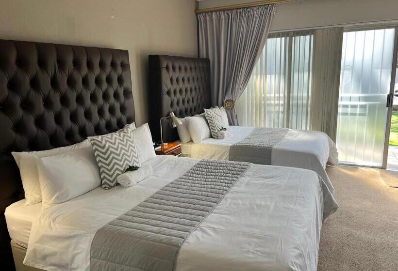 פנסיון Fin And Feather Guest Lodge