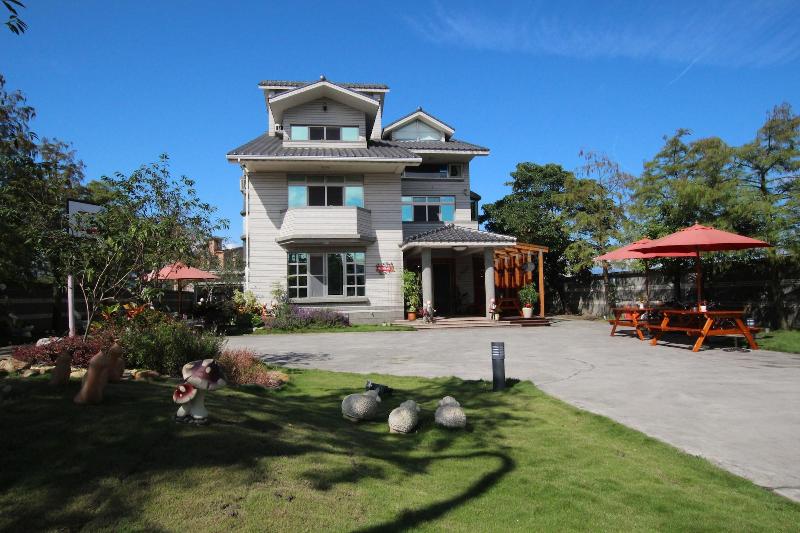 پانسیون Yilan Pine Villa Homestay