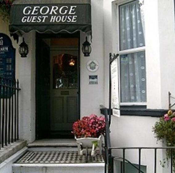 پانسیون George Guest House