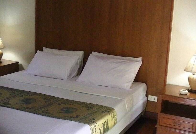 Utopia Resort