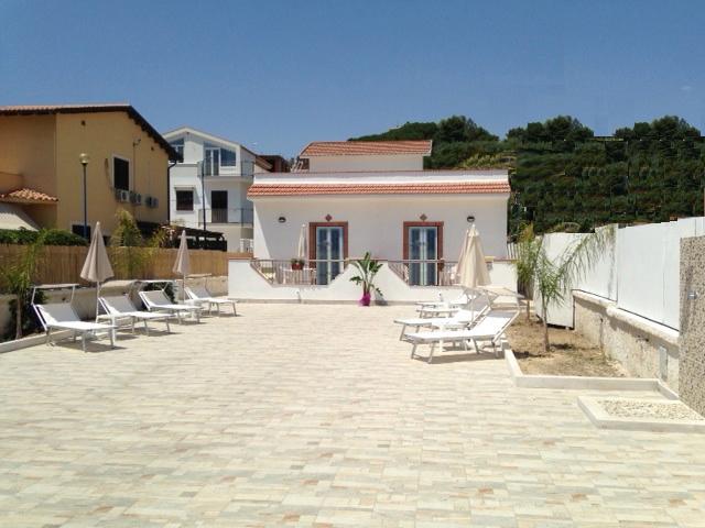 هتل Costa Del Sol