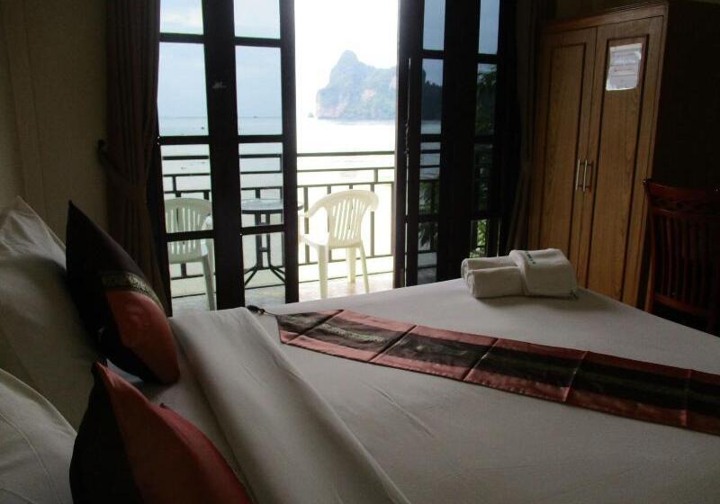هتل Phi Phi Green House & Sunsky Hostel