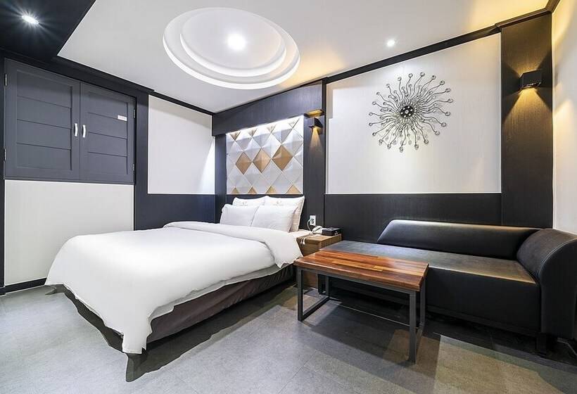 Hotel Suwon Utopia