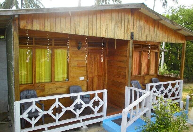 渡假胜地  Little Pumpkin Cabanas