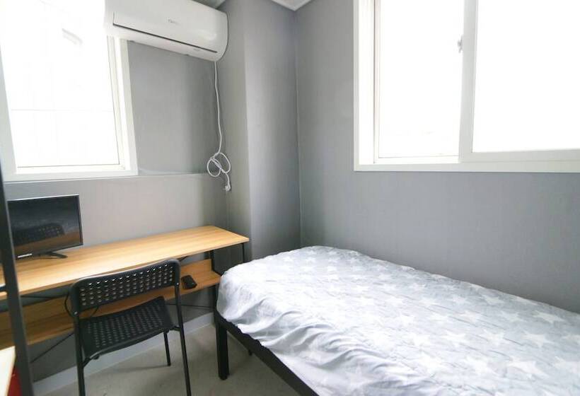 فندق صغير The Simple House