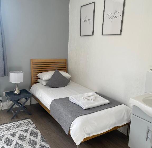 مبيت وإفطار Aragon House