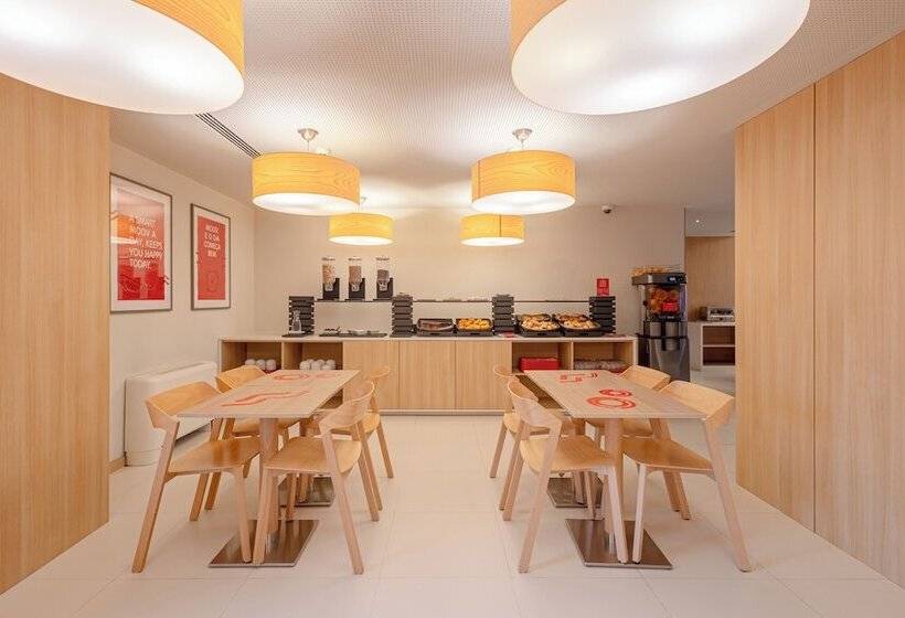 Moov Hotel Porto Norte