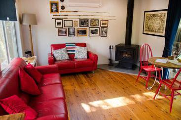 Ashwood Cottages