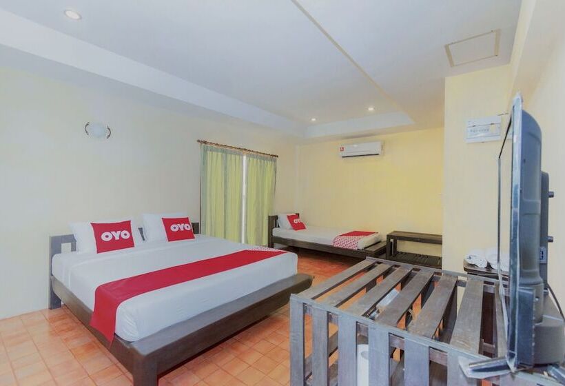 בית מלון כפרי Baanbali Beach Resort