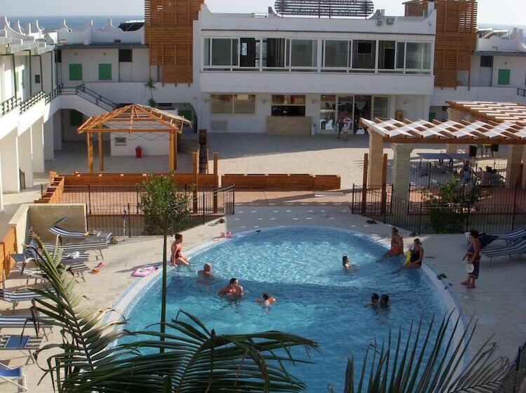 فندق Cala Saracena Resort