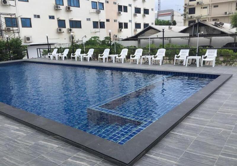 هتل Chada Veranda
