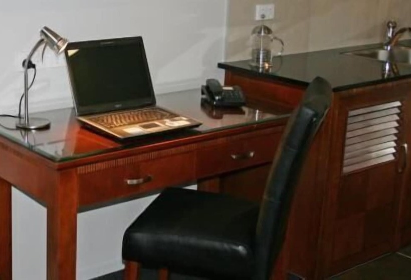 호텔 City Corporate Motor Inn