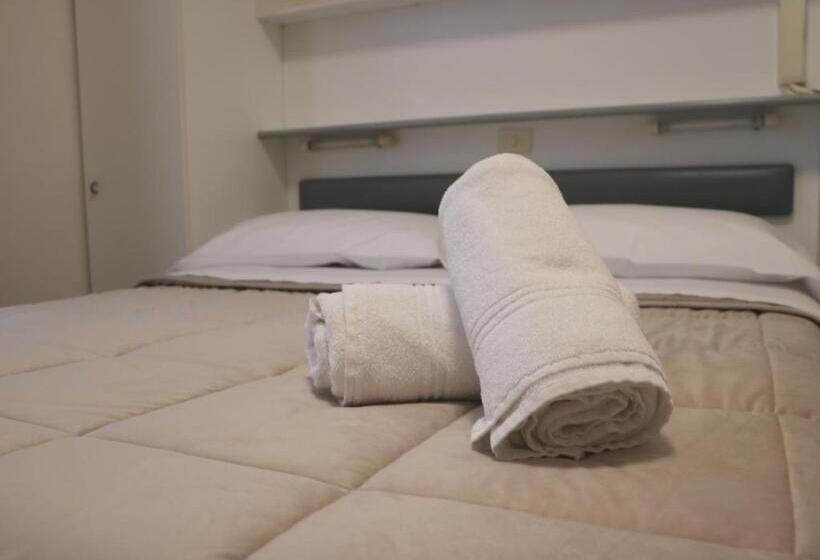 هتل Lora Rda Luxury