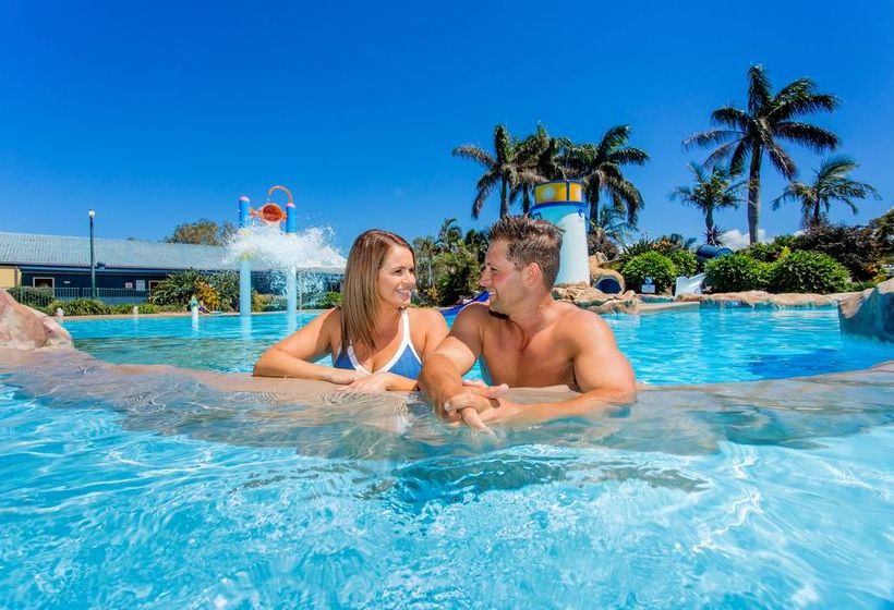 فندق Big4 Park Beach Holiday Park