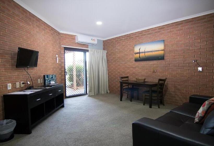 فندق على الطريق Ashleigh Court Motor Inn
