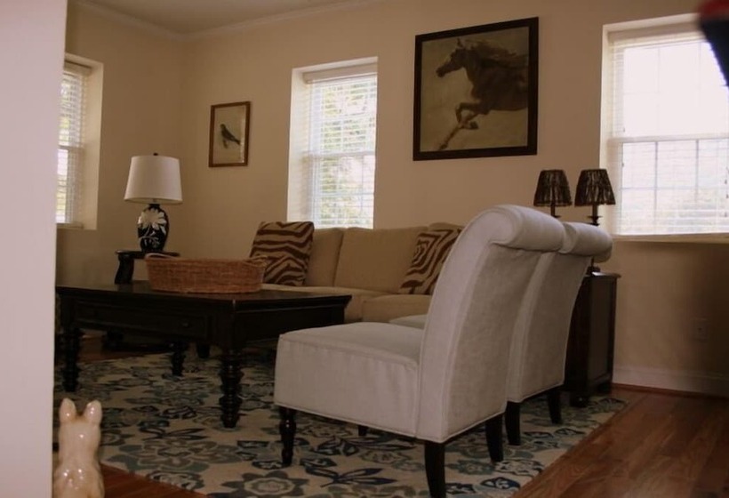 Mountain Cove Farms Resort