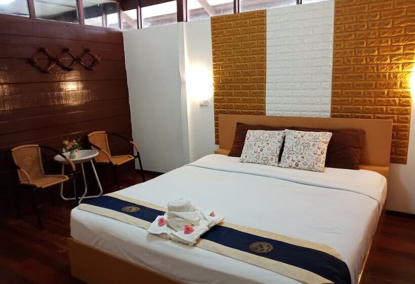 پانسیون Holiday Resort   Sha Plus