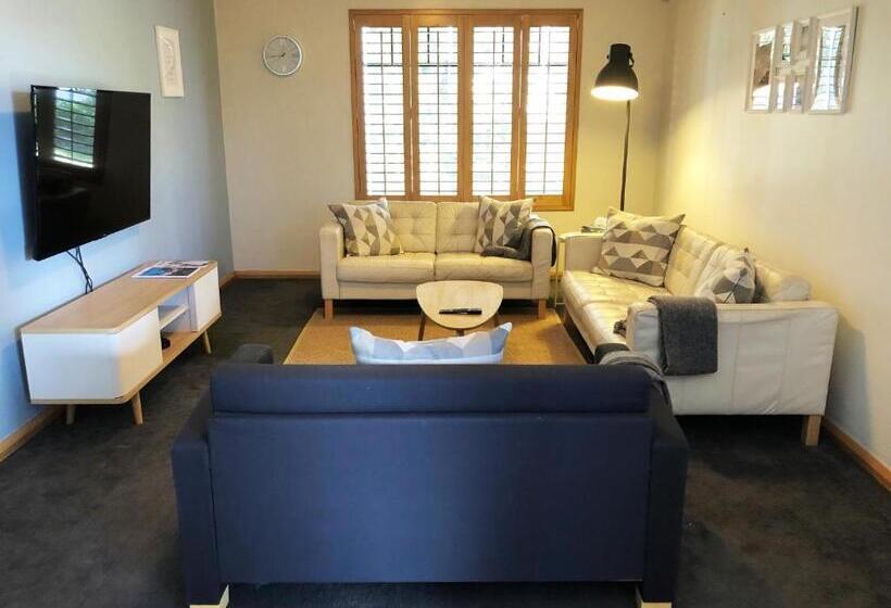 بنسيون Observatory Guesthouse   Adults Only