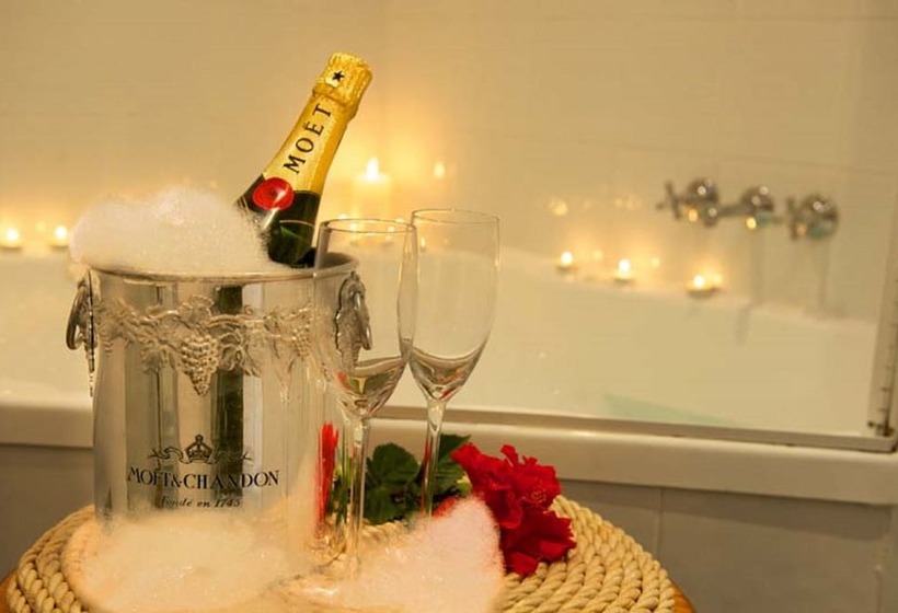 Sorrento Beach Motel