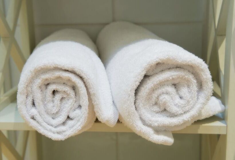 Sorrento Beach Motel