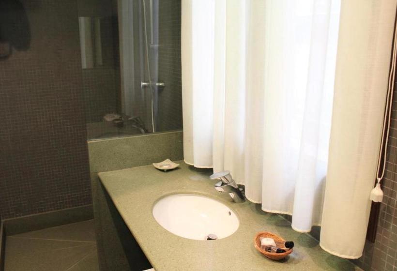 Apartaments Sant Jordi Girona 97