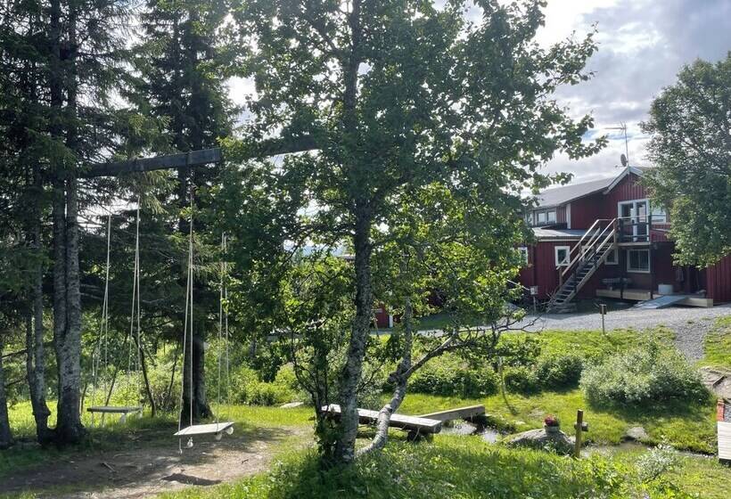 هتل Buustamons Fjällgård