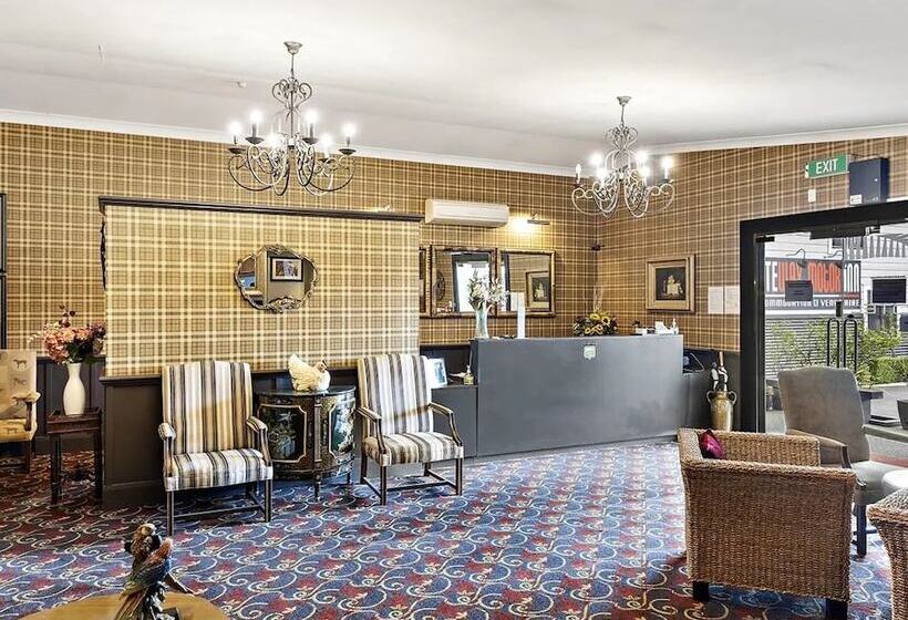 בית מלון כפרי Gateway Motor Inn