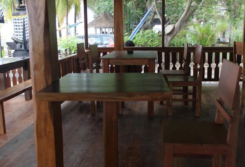 בית מלון כפרי Mina Tanjung