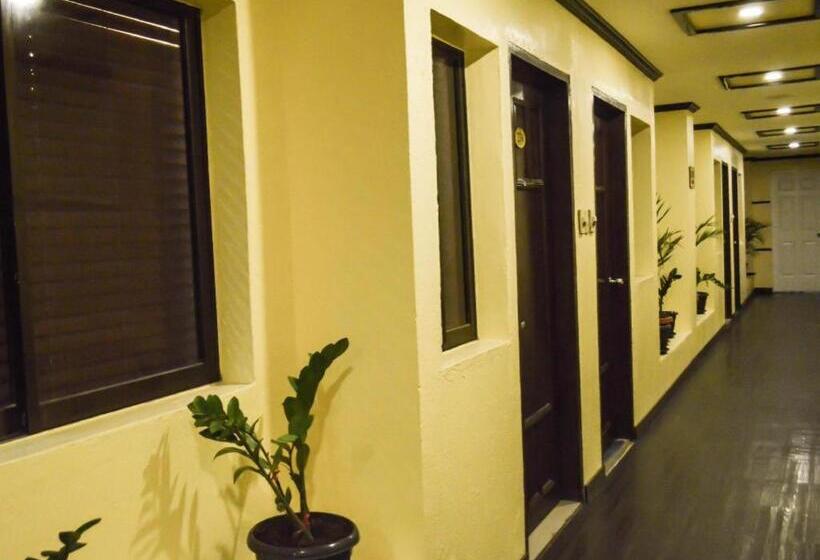 בית מלון כפרי Sogo Pasay Wood Street