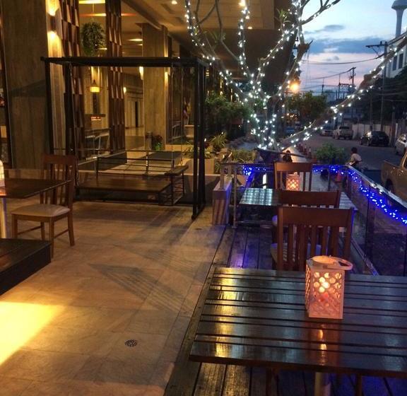 Fotos del hotel The Win Pattaya:  24