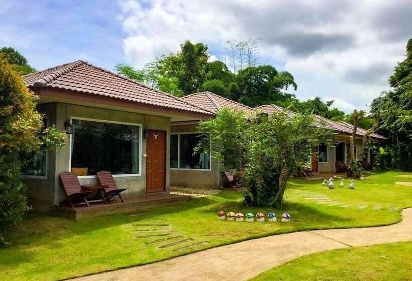 هتل Villa De Bua Resort Nan