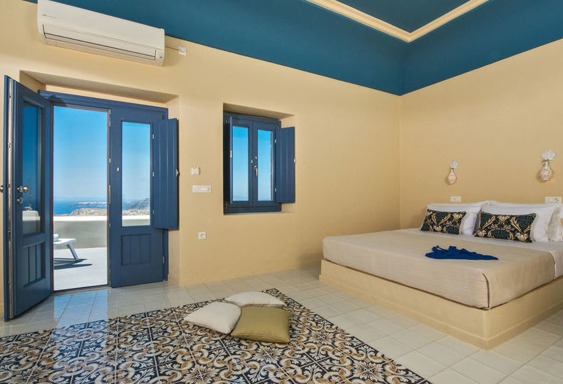 Luna Santorini Suites