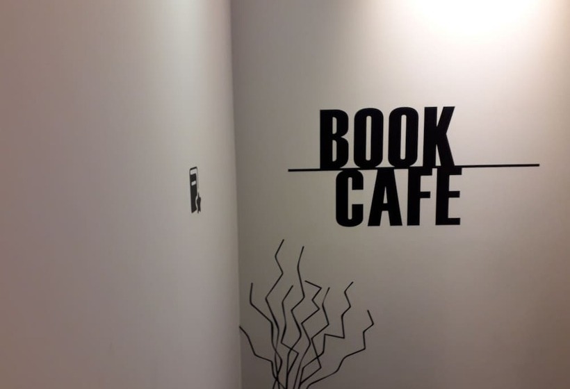 فندق على الطريق Mini Hotel 141