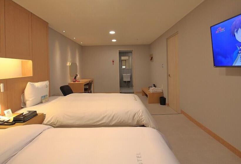 فندق على الطريق Mini Hotel 141