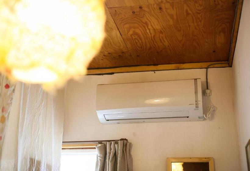 פנסיון Guest House Waya