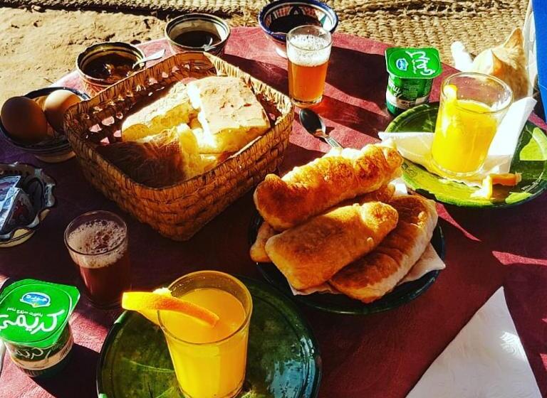 ユースホステル Auberge Kasbah Dar Sahara Tours