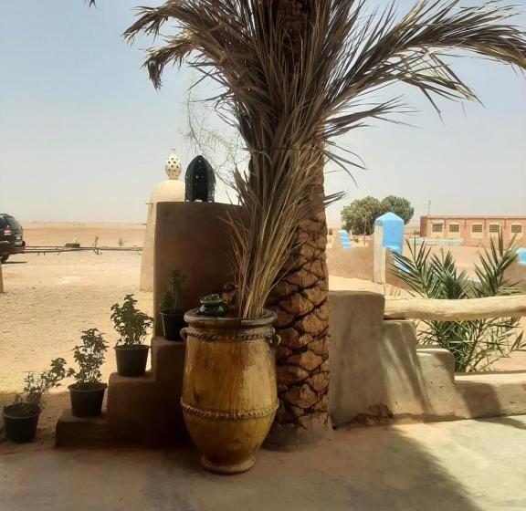 ユースホステル Auberge Kasbah Dar Sahara Tours