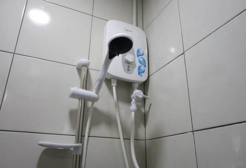 Hero Hostel