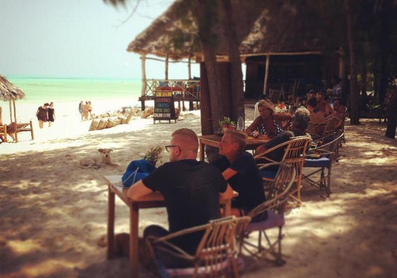 호텔 Ndame Beach Lodge
