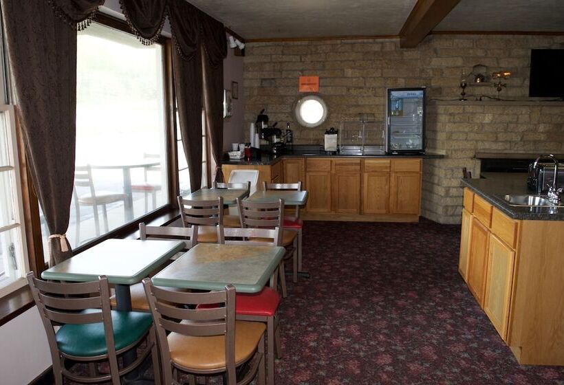 汽车旅馆  Amerivu Inn & Suites   St Croix Falls