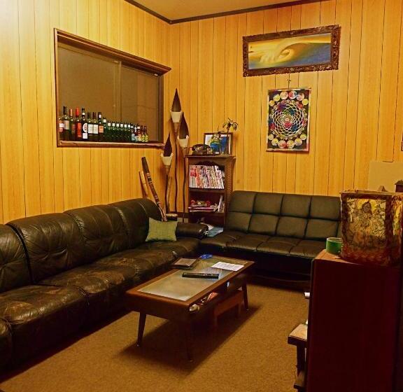 بنسيون Aoshima Guesthouse Hooju