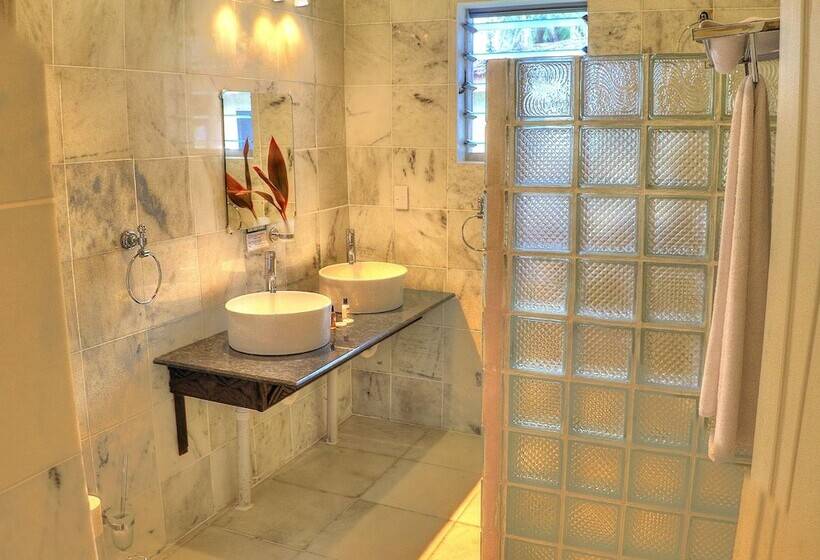 Return To Paradise Resort And Spa