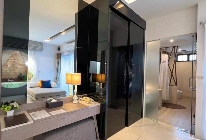 Cae Villa Hua Hin