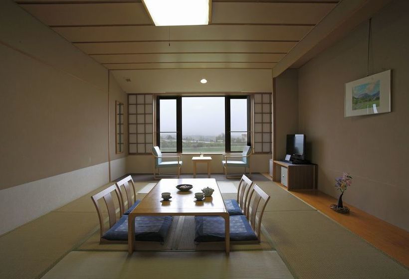 בית מלון כפרי Kyukamura Hiruzenkogen