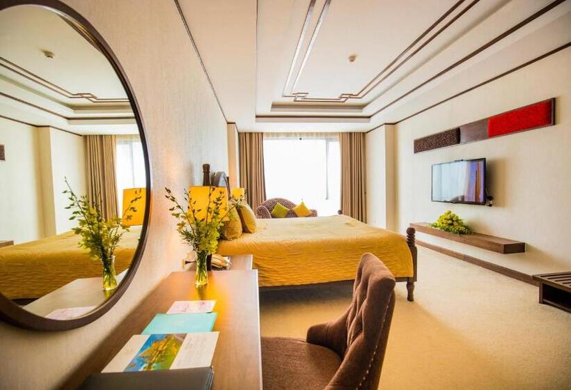 호텔 Muong Thanh Holiday Quang Binh