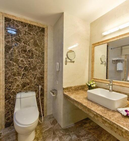 호텔 Muong Thanh Holiday Quang Binh