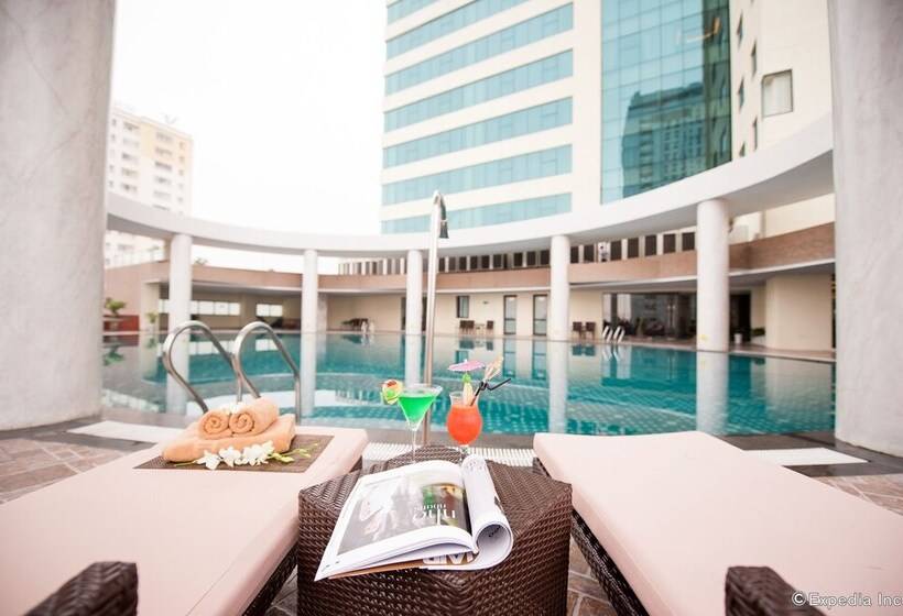 ホテル Muong Thanh Luxury Song Lam